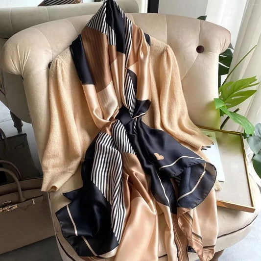 Cozy silk printed scarf