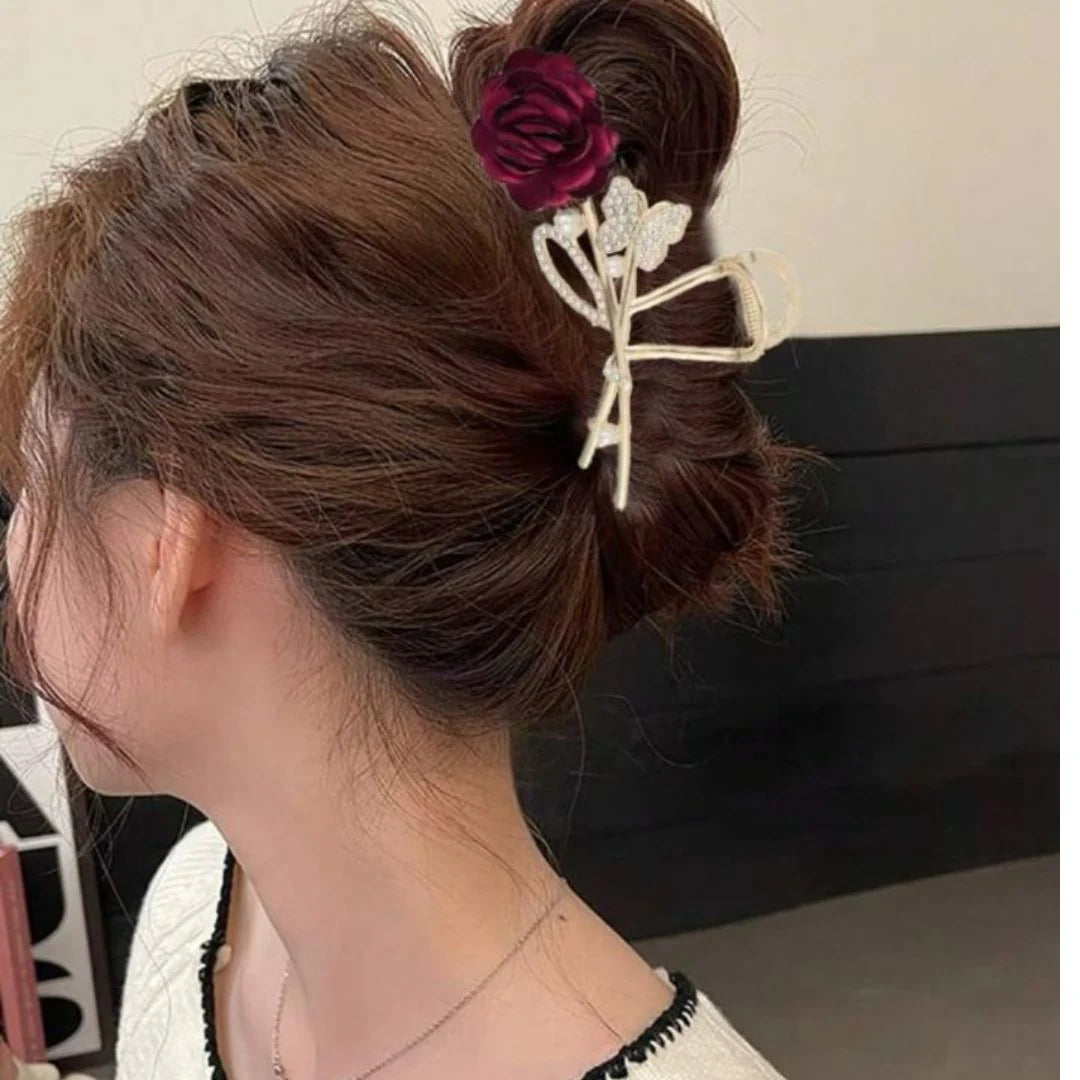 Korean Rose Rhinestone Claw