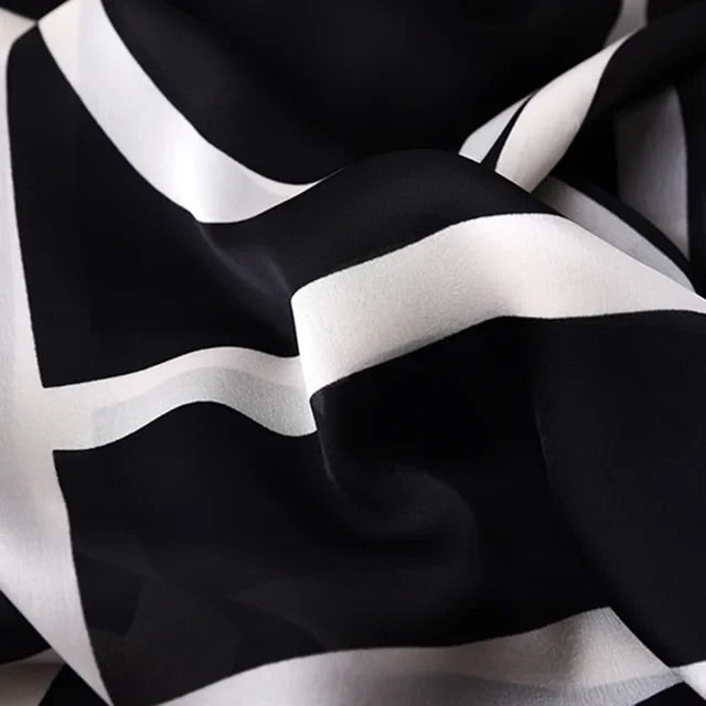 Black and white printed scarf