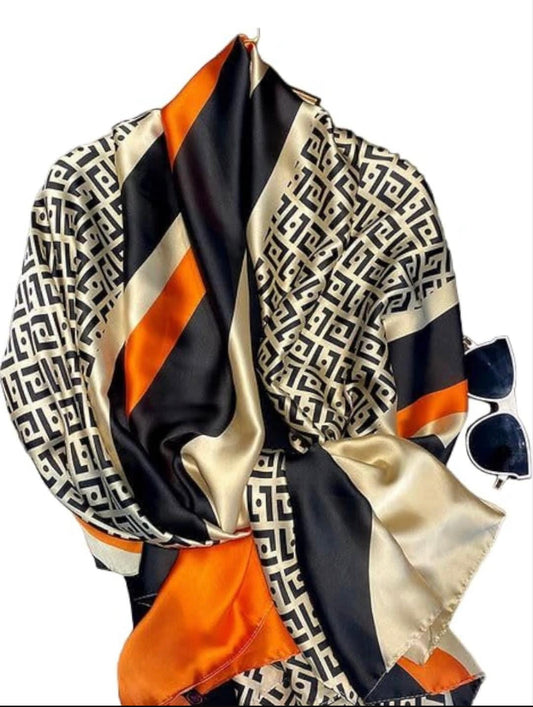 Luxe Geometric Chain Silk Scarf