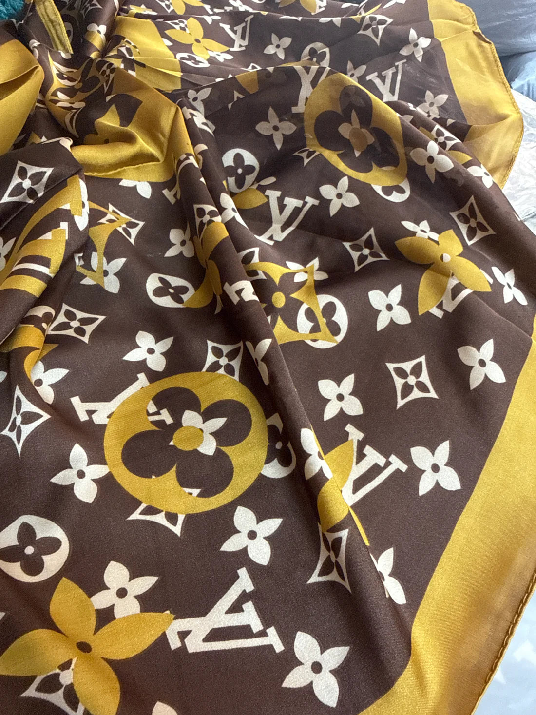 Château Chic Silk Scarf