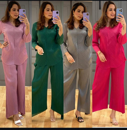 Sliea Pleated Co ord