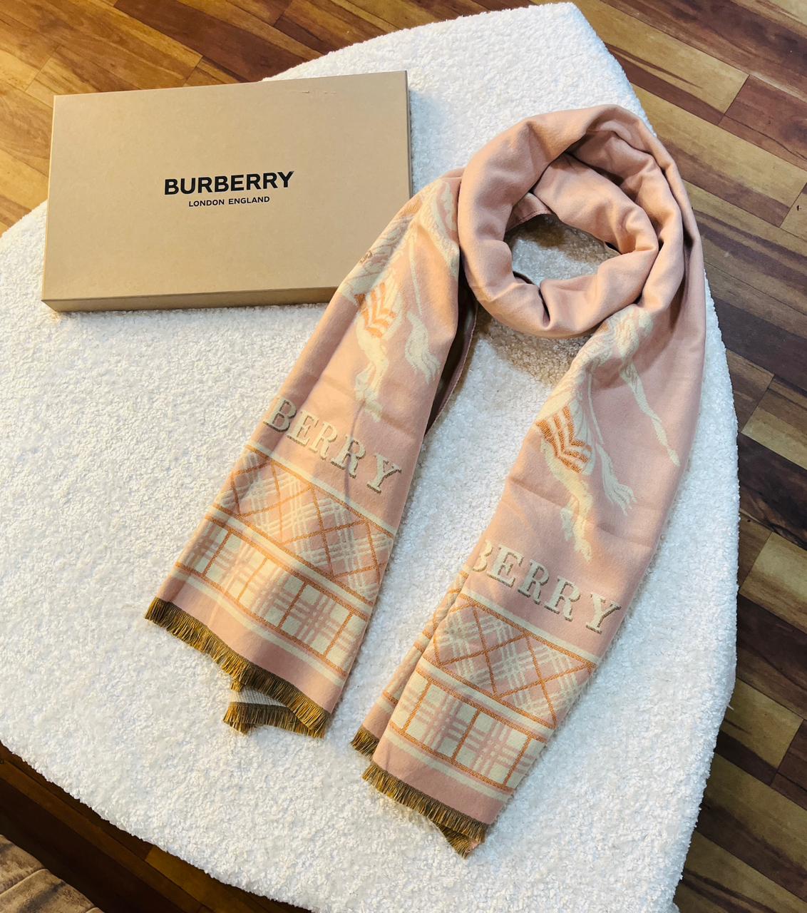 Branded BB Check border Winter Reversible Stole