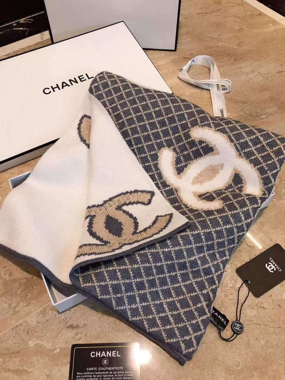 Diamond Monogram Knit Winter Scarf