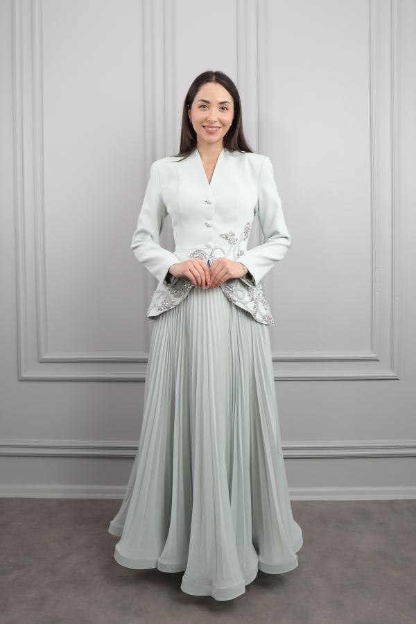 The Pearl Elan Gown Set
