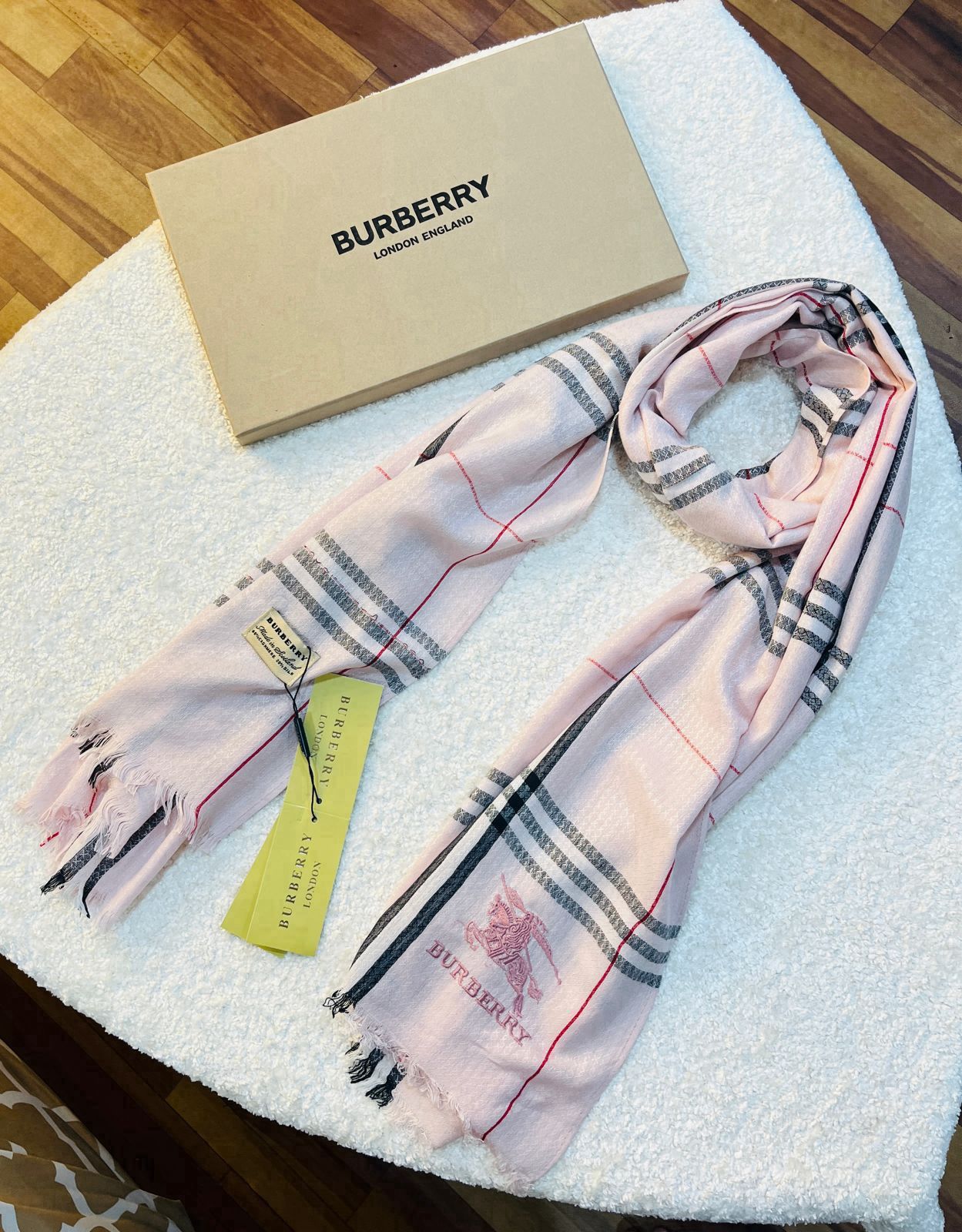 Luxury Brand BB Most demanded Semi Cotton Scarf - Pink