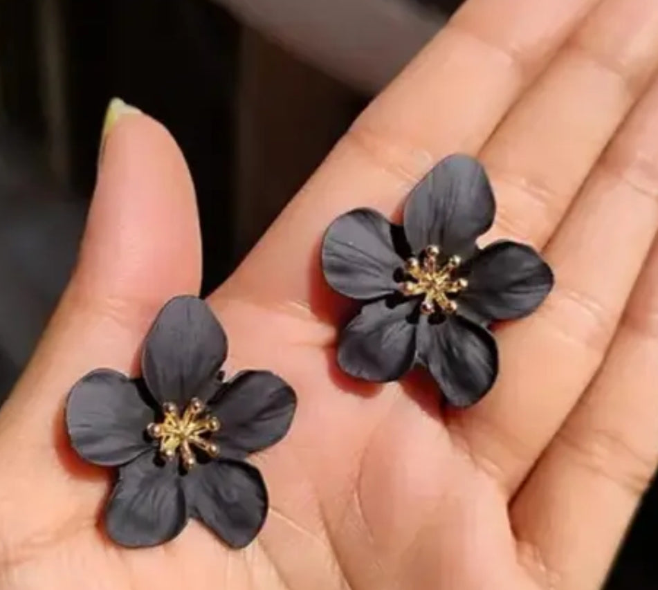 Korean Flocking Big flower studs