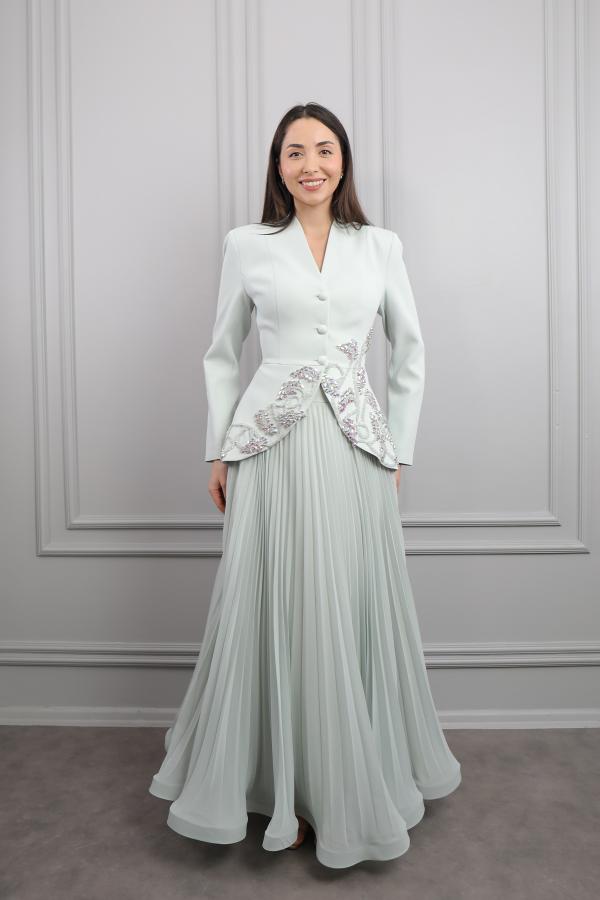 The Pearl Elan Gown Set