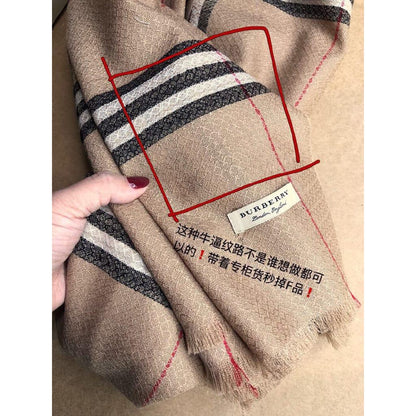 Stripe scarf