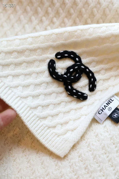 CC Logo Knit Scarf