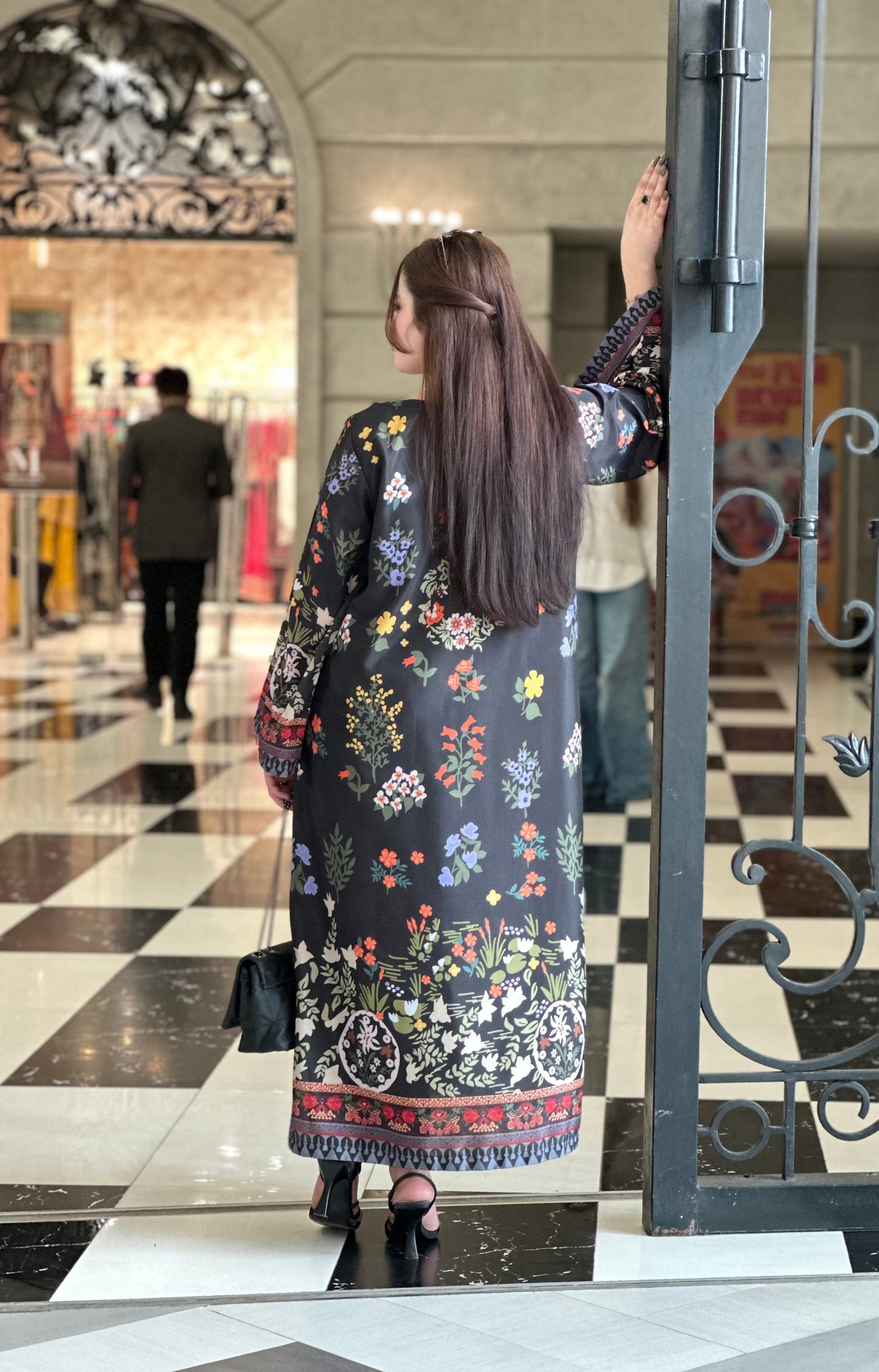 Noir Jardin Luxe Printed Kaftan Set