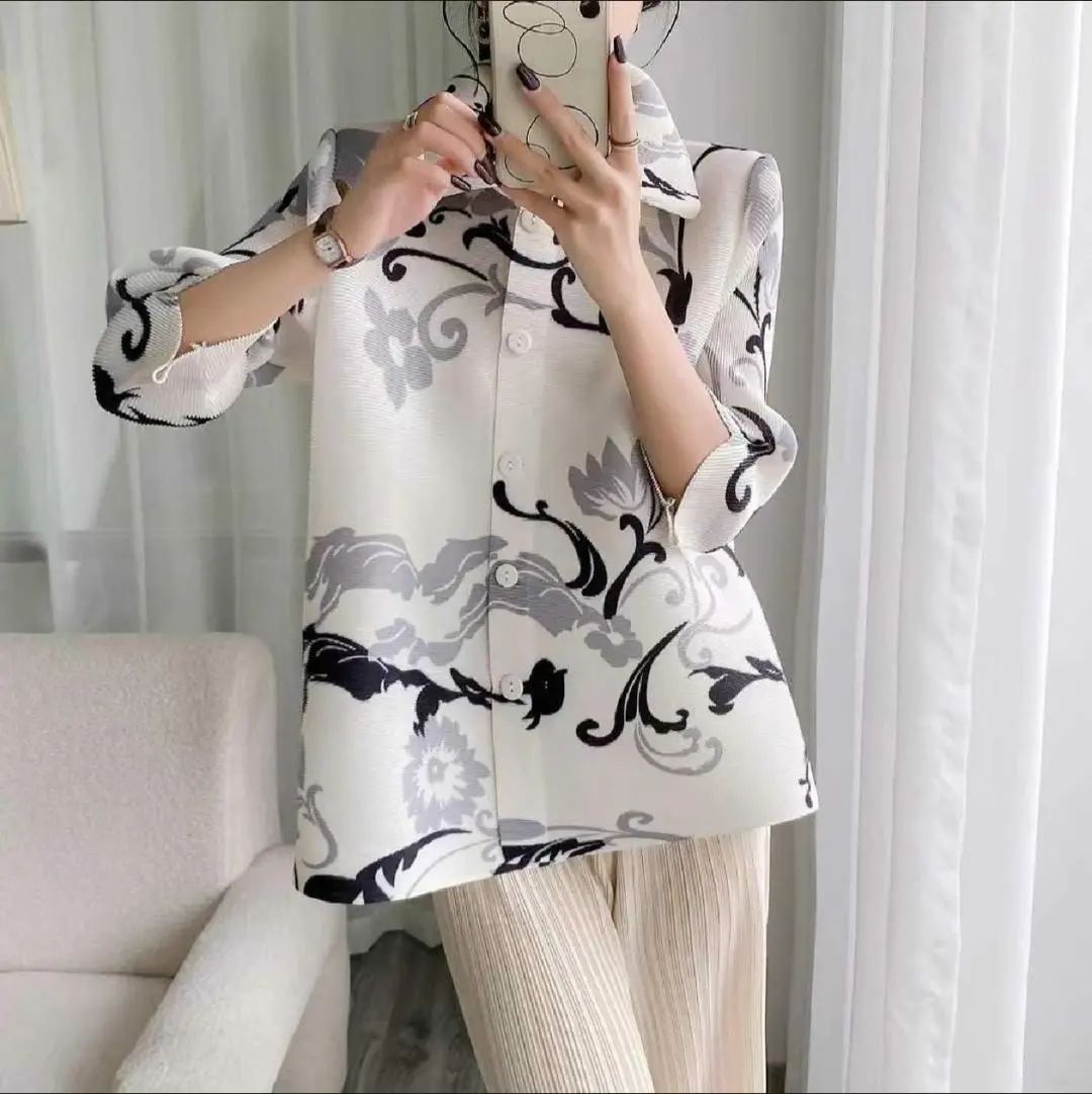 Zap Pleated Premium top