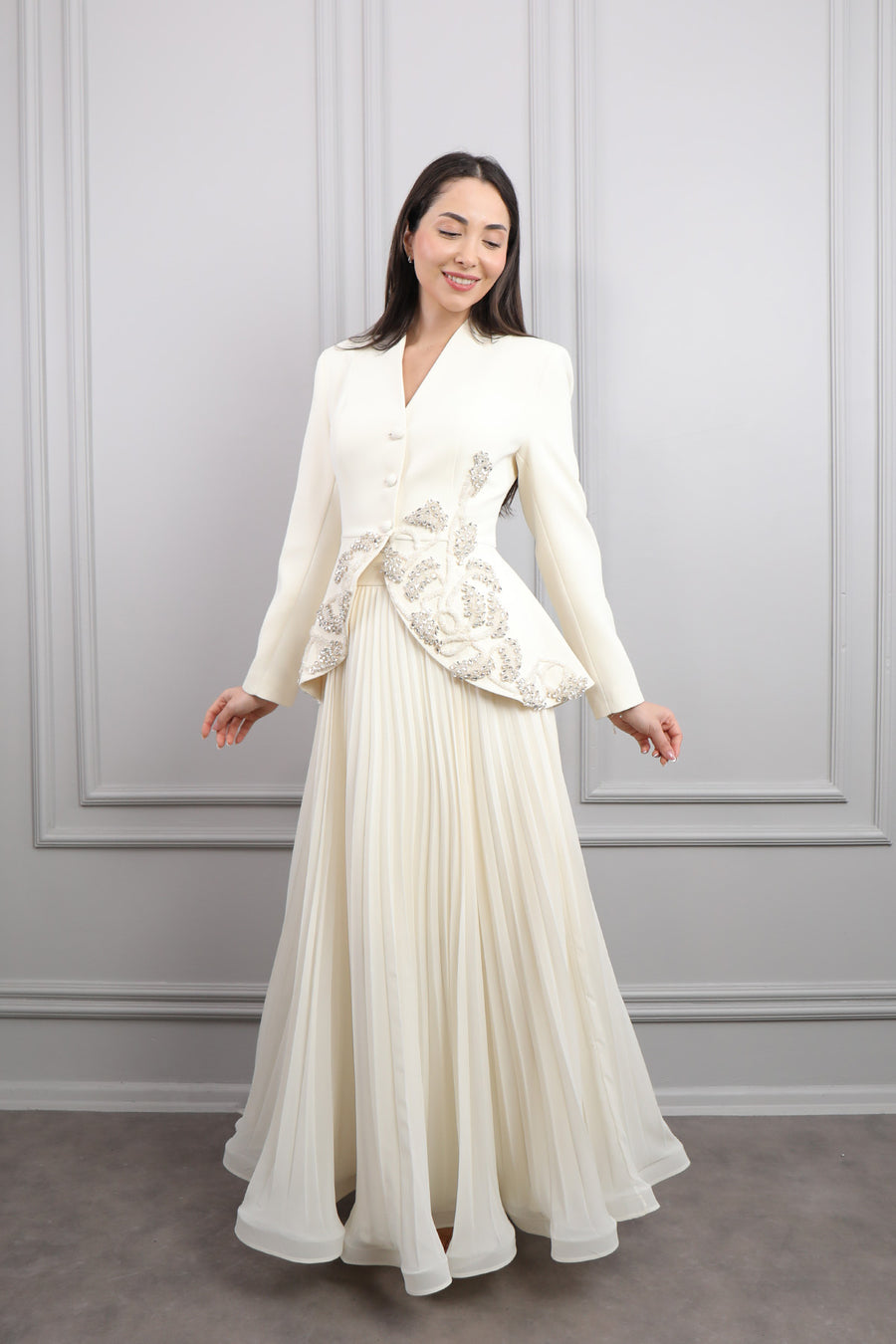 The Pearl Elan Gown Set