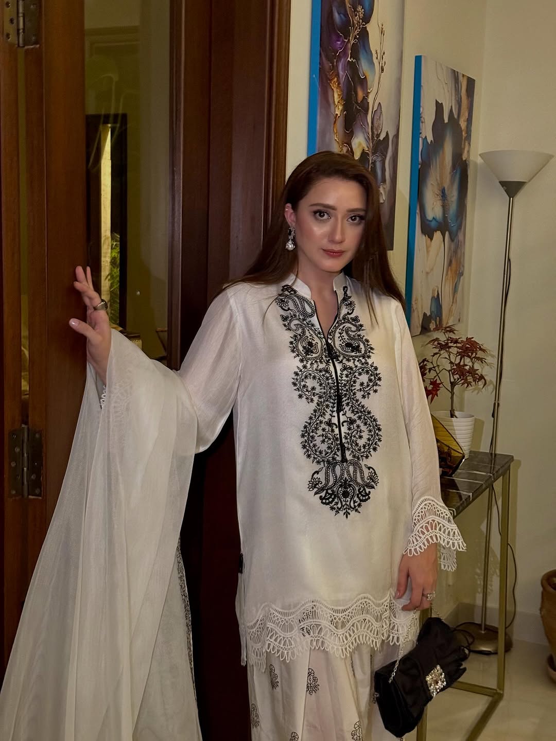 Noir Ivory Heritage Ensemble