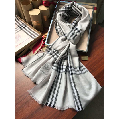 Stripe scarf