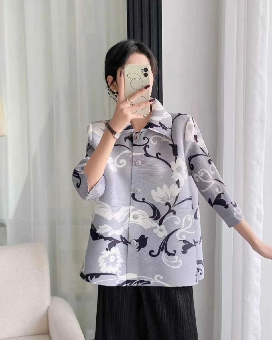 Zap Pleated Premium top