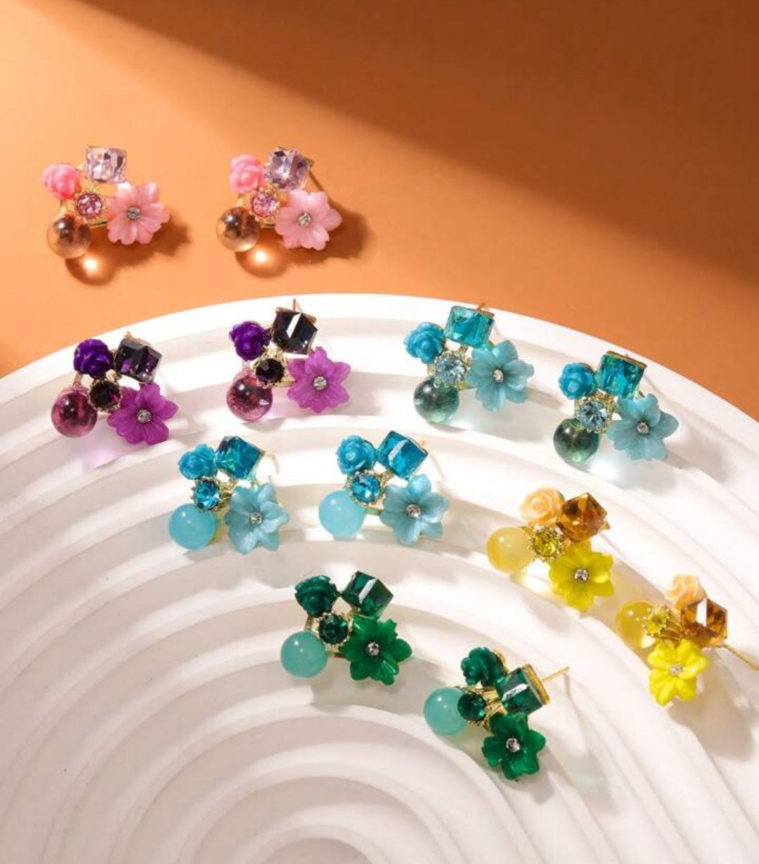 Korean Vintage Resin Flower Studs