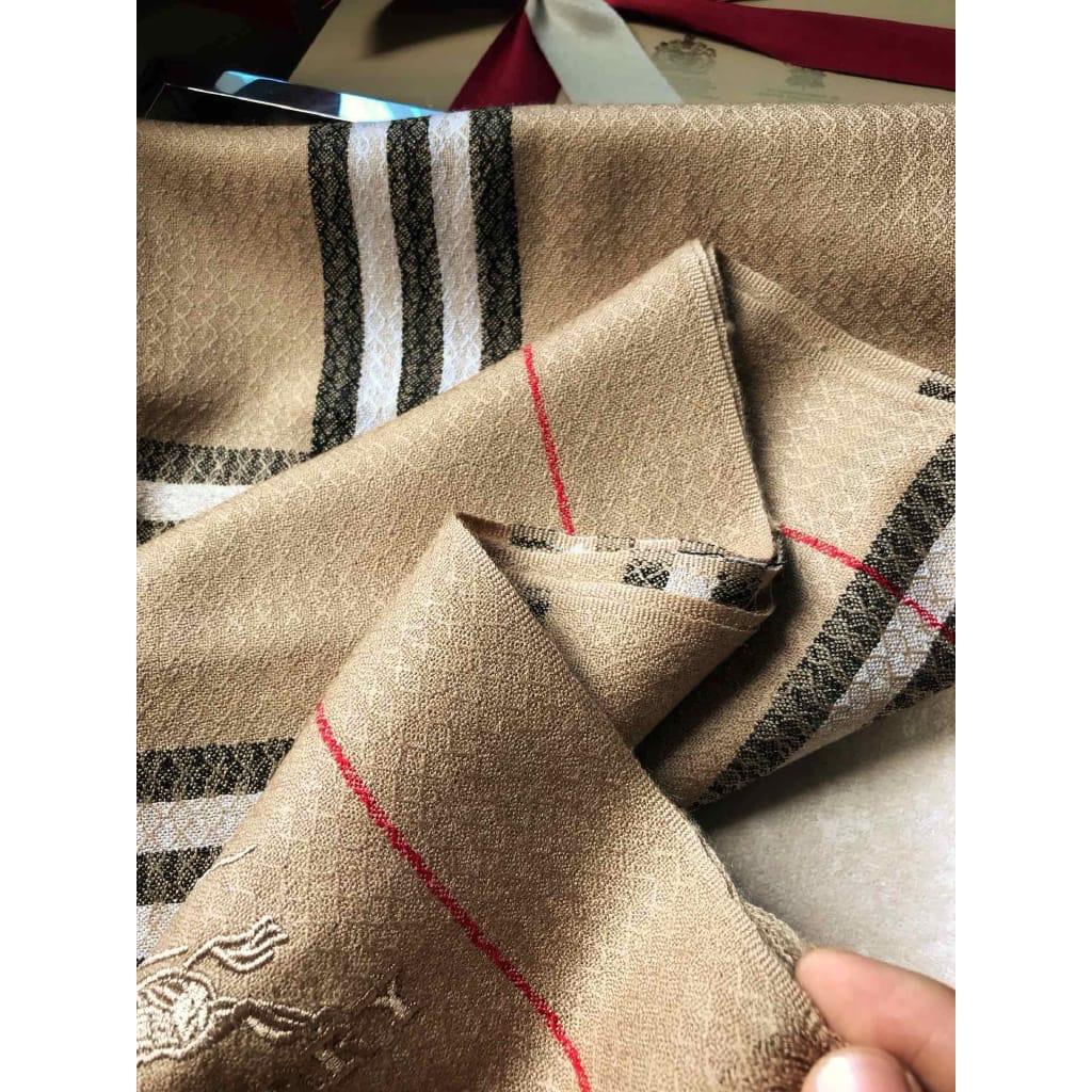 Stripe scarf