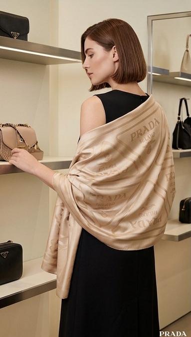 Pero Luxury Monogram Scarf