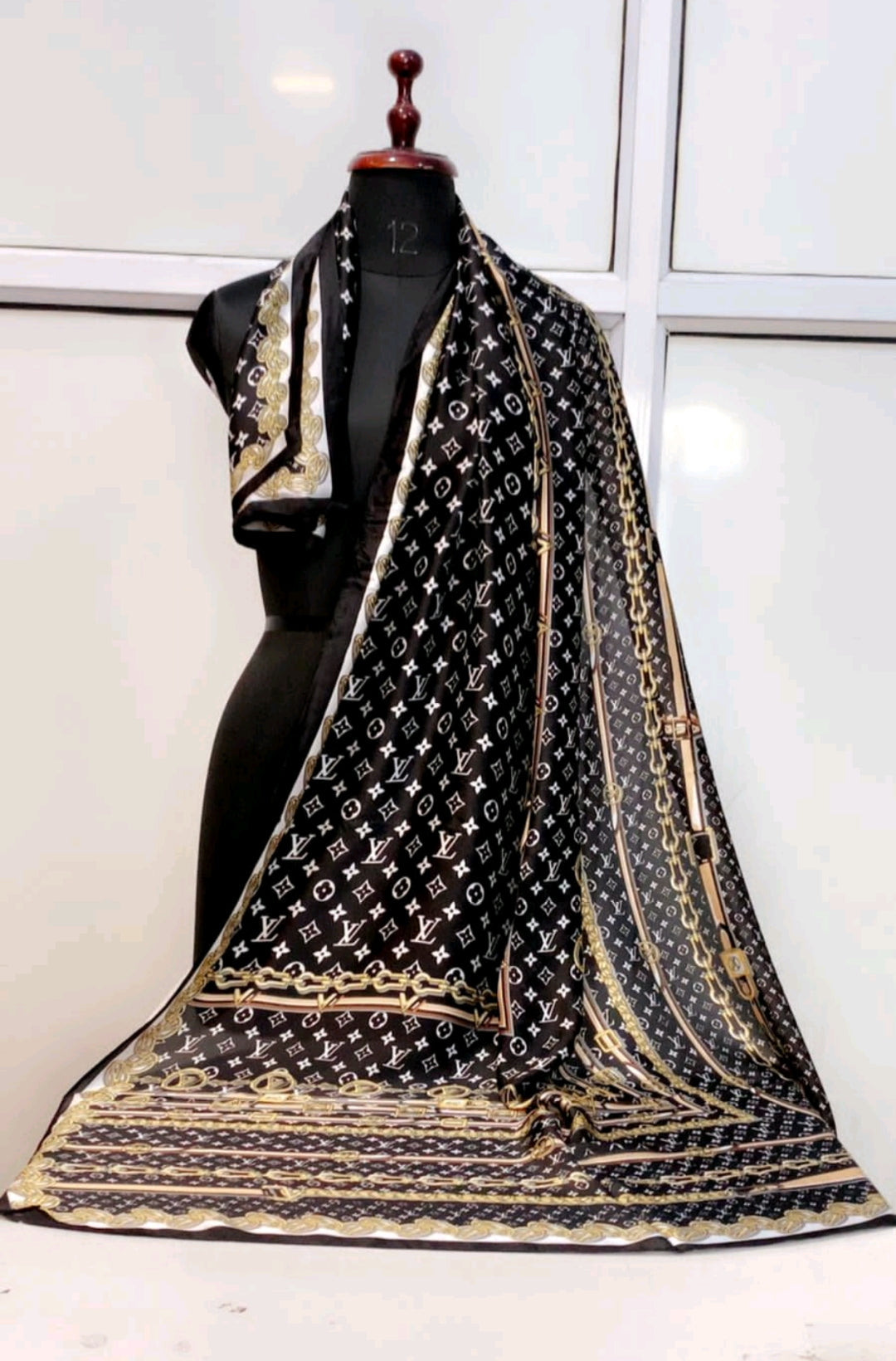 New Chain printed silk scarf